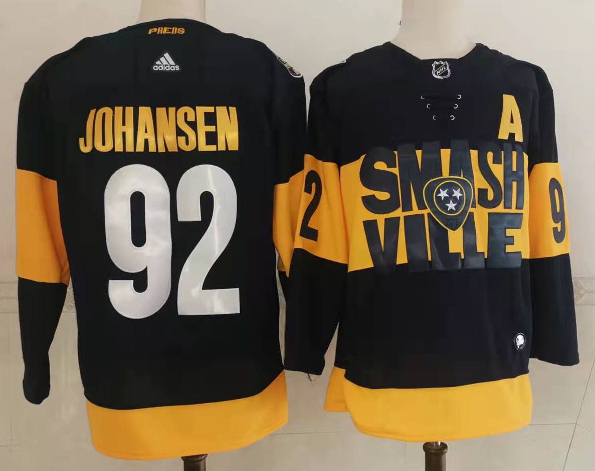 NASHVILLE PREDATORS OUTERSTUFF NHL ADULT L/XL HOCKEY JERSEY FREE SHIPPING  NWT