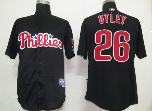 black phillies t shirt