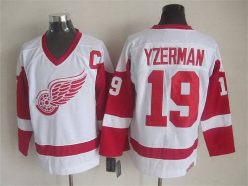 Steve Yzerman Detriot Red Wings Vintage Throwback Jersey